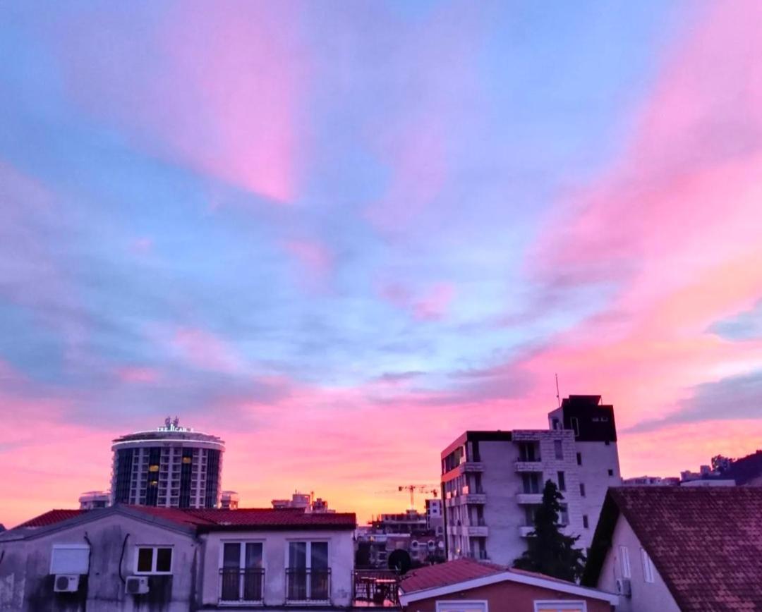 Sun Roof Apartment